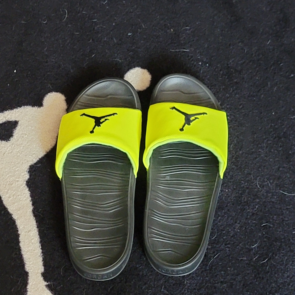 Jordan Bright Yellow Slides